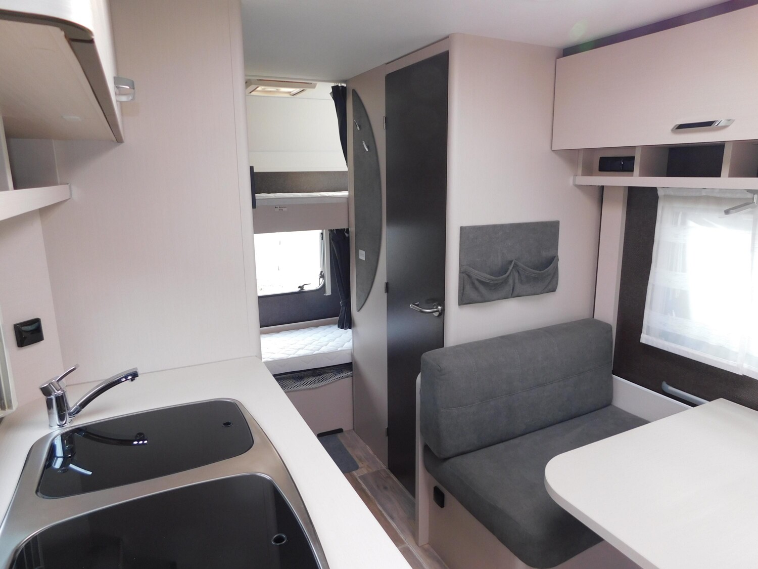 Dethleffs c-go 495 QSK Mover,Fahrradträger,Sackmarkise - Bild 9