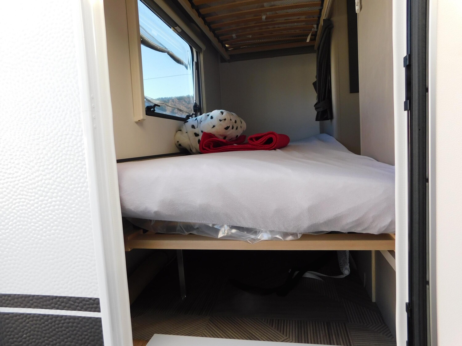 Dethleffs c-go Active 495 QSK Safety-Paket + Bugfenster - Bild 14