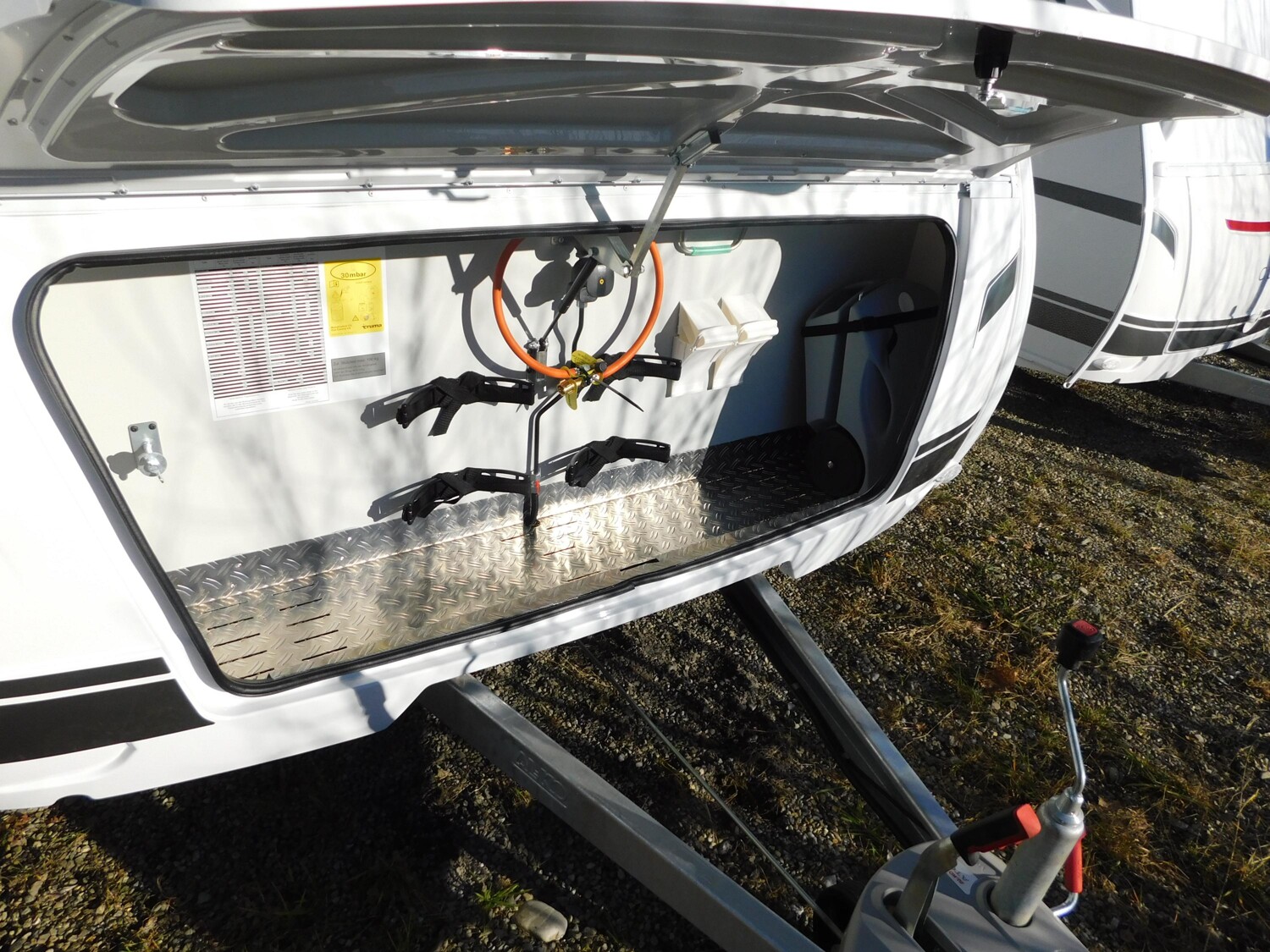 Dethleffs c-go Active 495 QSK Safety-Paket + Bugfenster - Bild 15