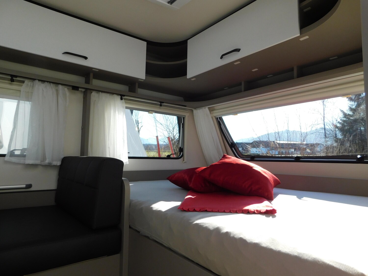 Dethleffs c-go Active 495 QSK Safety-Paket + Bugfenster - Bild 8