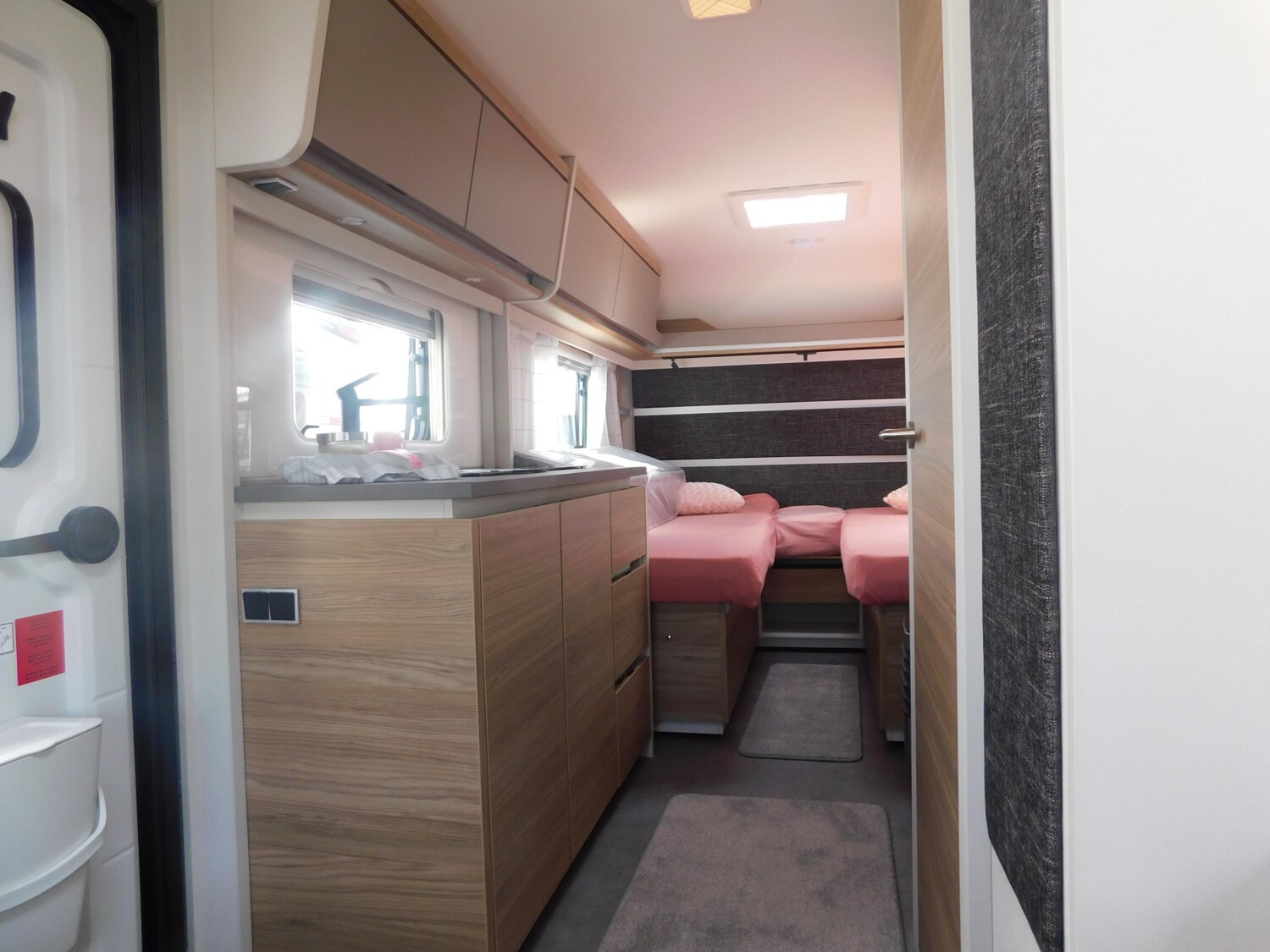 Dethleffs Nomad 510 LE Sicherheitspaket, Einzelbett-Auszug - Bild 7