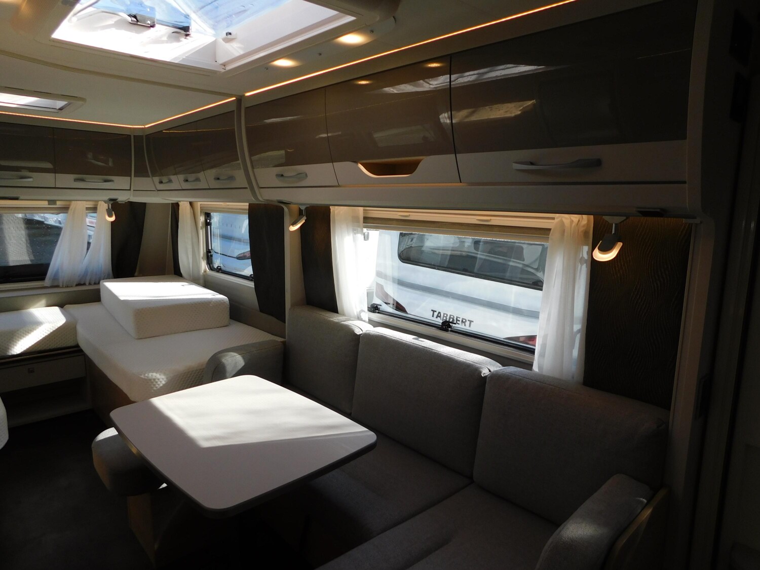 Dethleffs Nomad 520 ELT Mover, Klima, Autark, Combi 6E - Bild 6