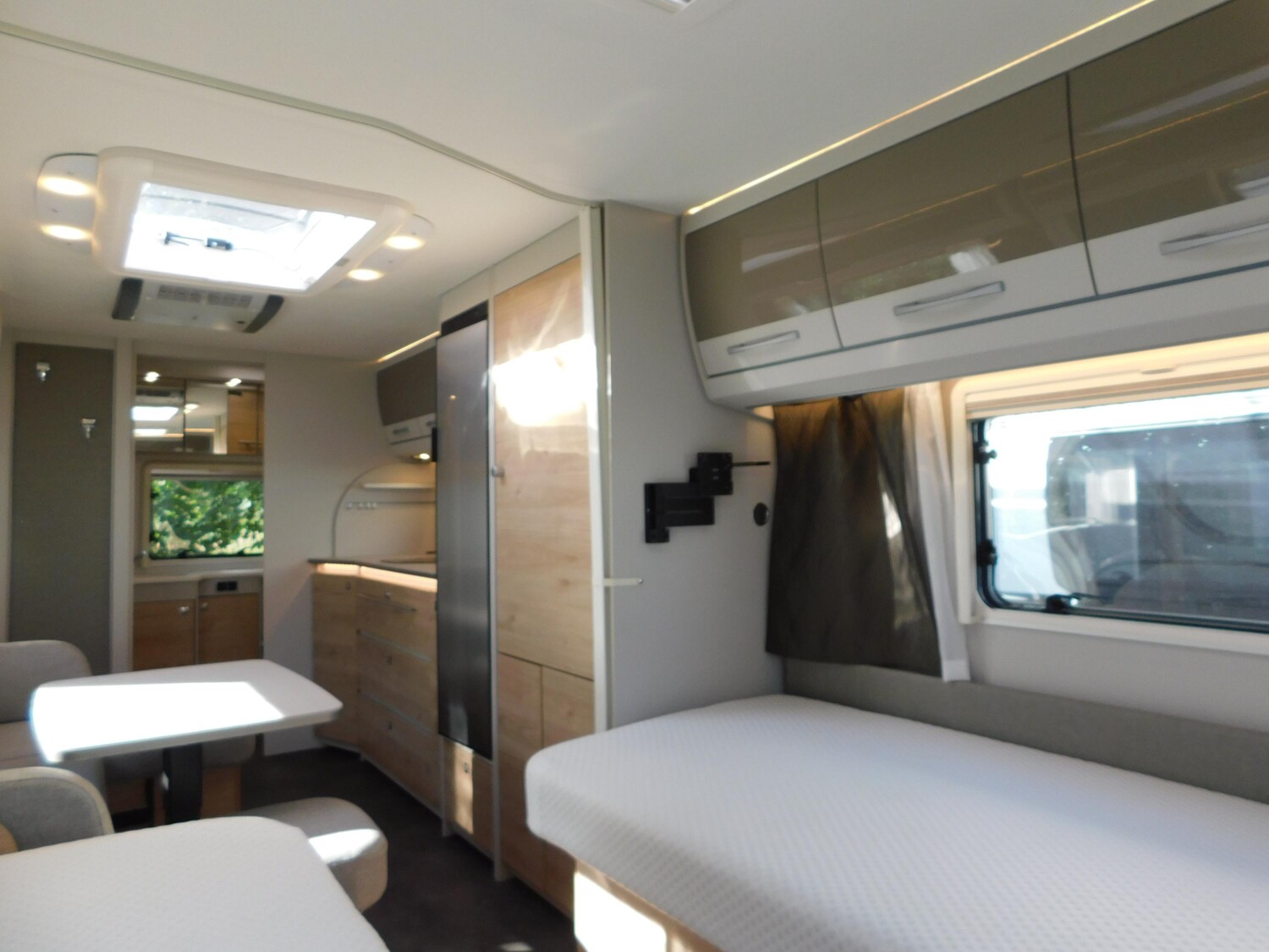 Dethleffs Nomad 520 ELT Mover, Klima, Autark, Combi 6E - Bild 8