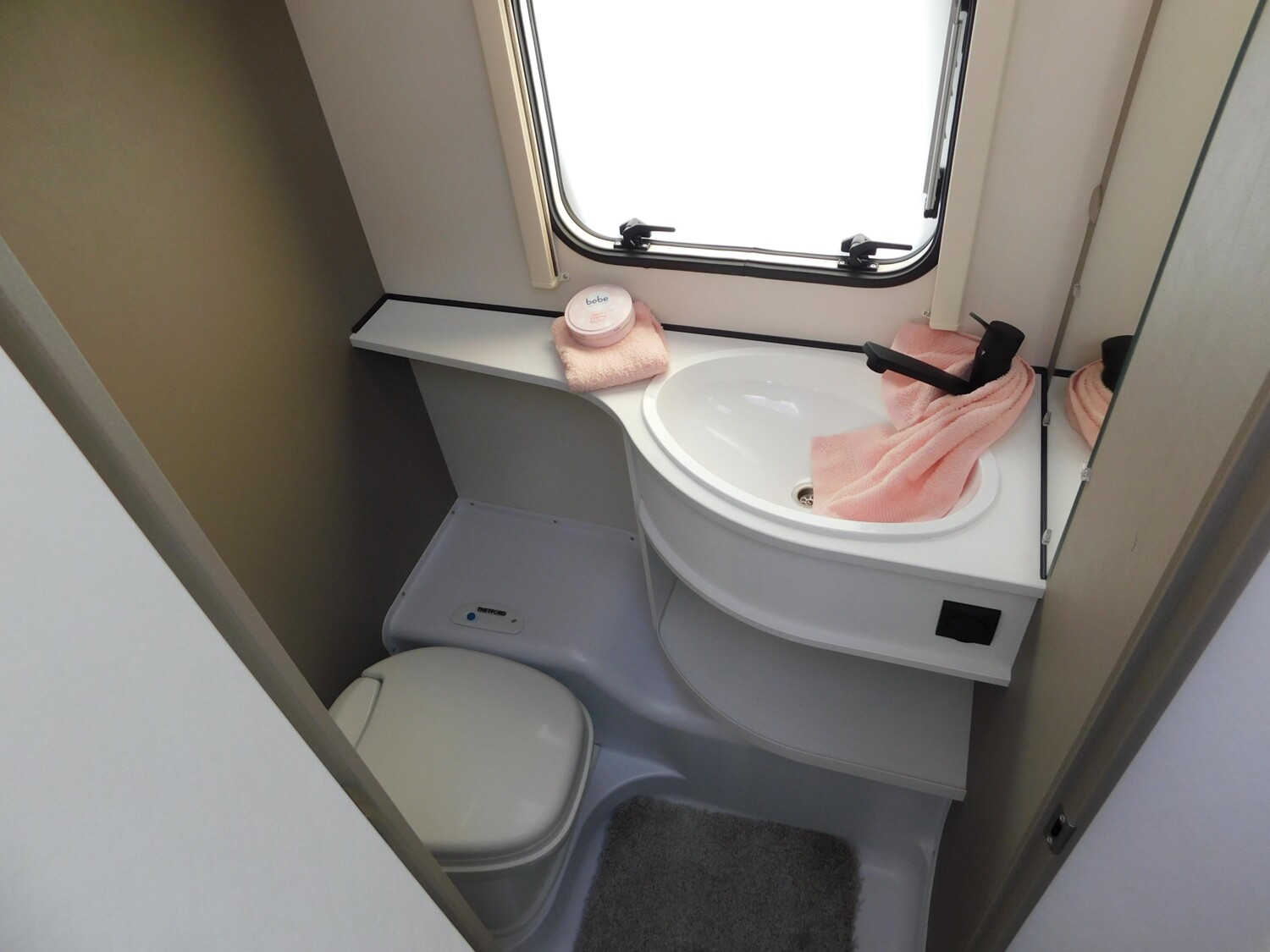 Dethleffs c-go Active 525 KR up 7 Schlafplätze möglich !! - Bild 9