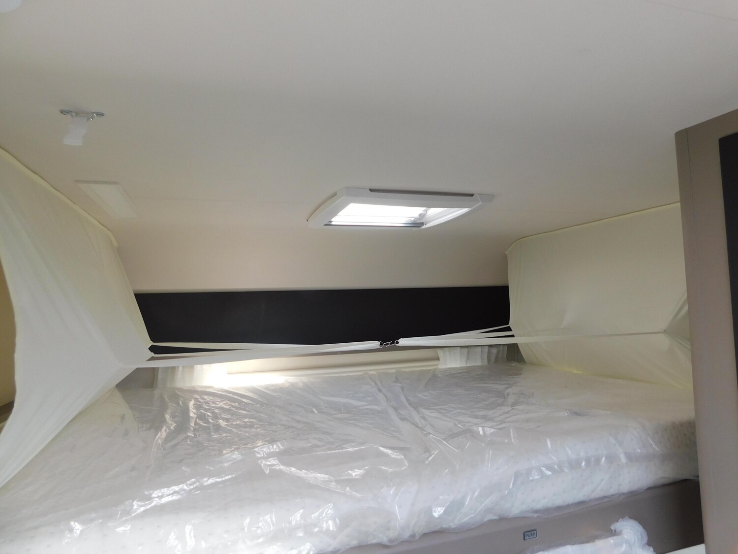 Dethleffs c-go Active 525 KR up 7 Schlafplätze möglich !! - Bild 12