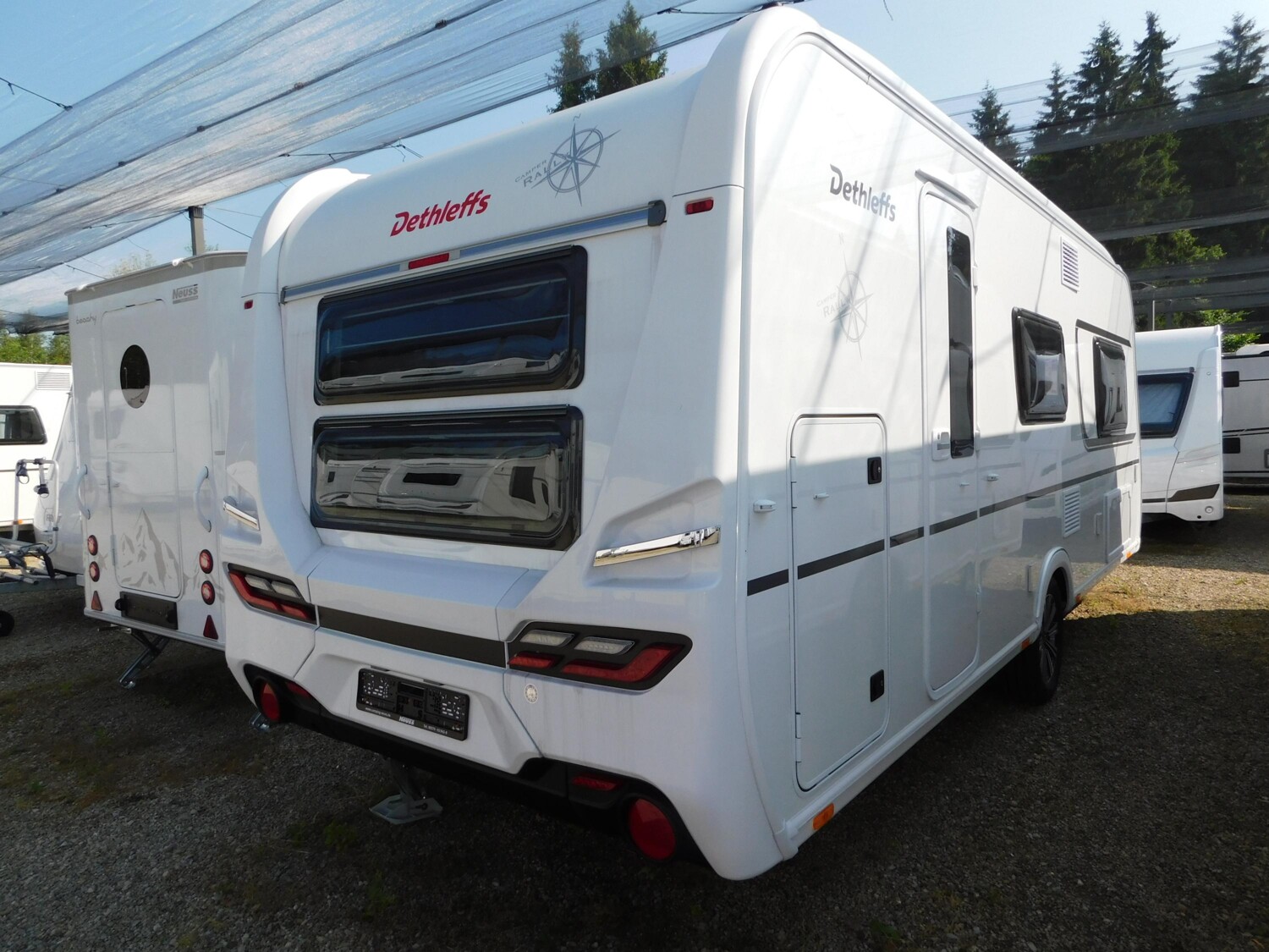 Dethleffs Camper 530 FSK Dachklima,Autark,ATC,Duo-Control - Bild 4