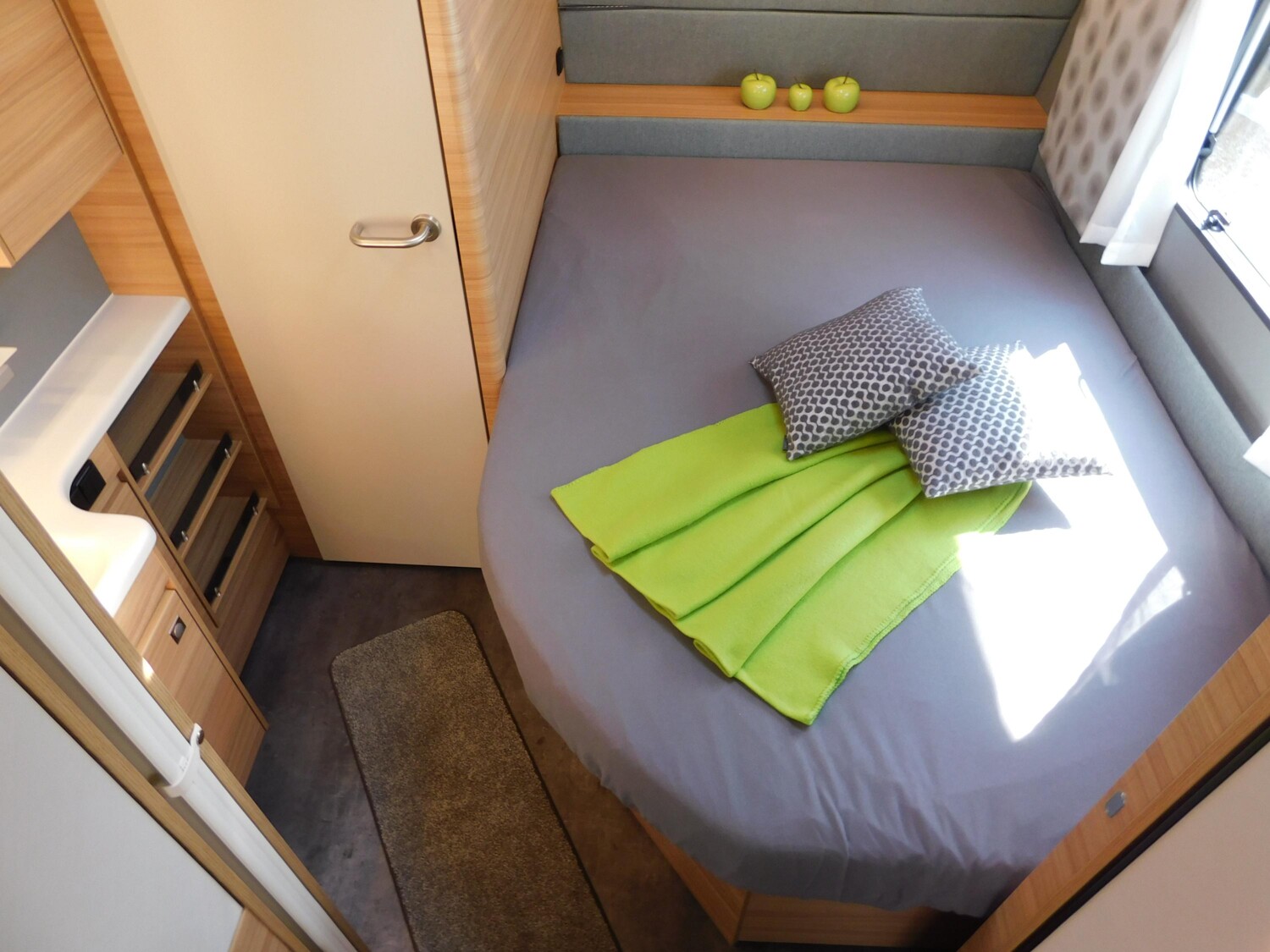 Dethleffs Camper 530 FSK Dachklima,Autark,ATC,Duo-Control - Bild 15