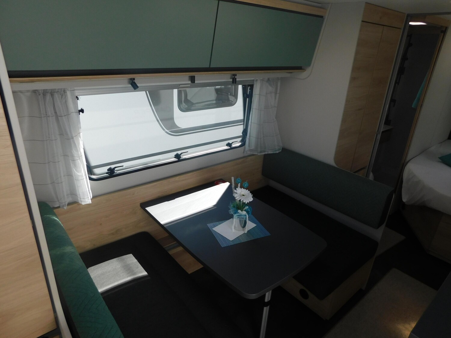 Dethleffs Camper 530 FSK Toilette alternativ, Combi6E, ATC - Bild 7