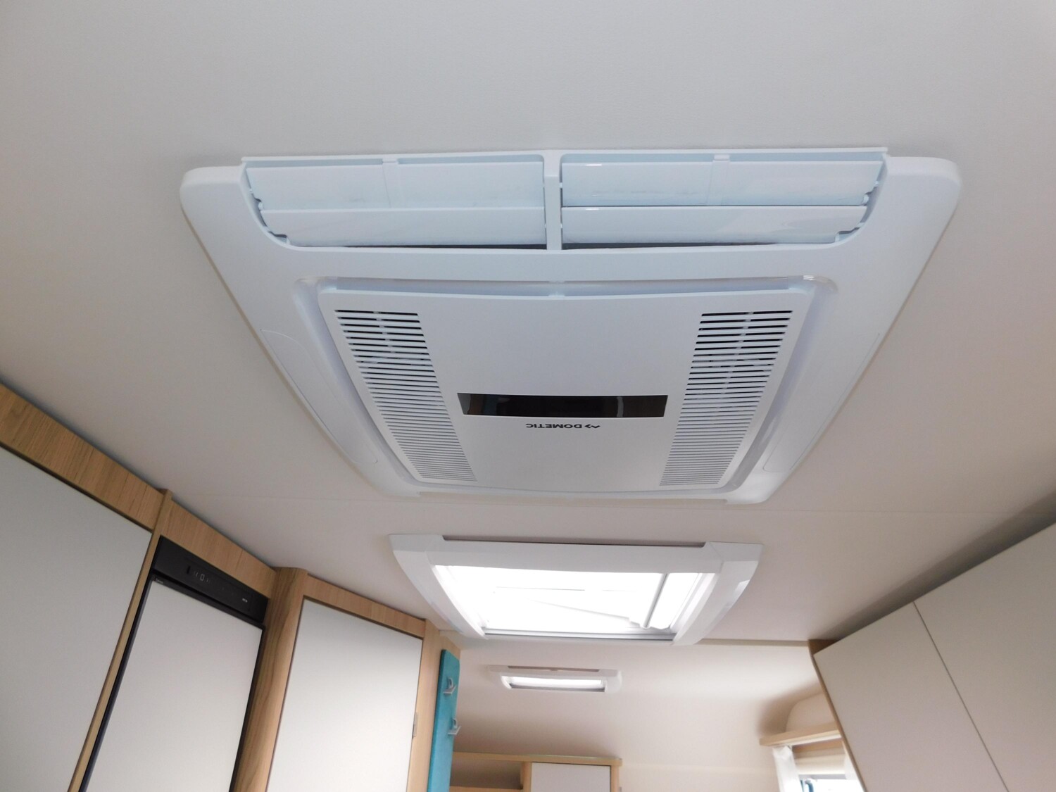 Dethleffs Aero 530 KR up Mover+Klima+WiGo-Rolli+DuoControl - Dethleffs Caravan 2023 - Bild 19 Dethleffs Aero 530 KR up Mover+Klima+WiGo-Rolli+DuoControl - Bild 19