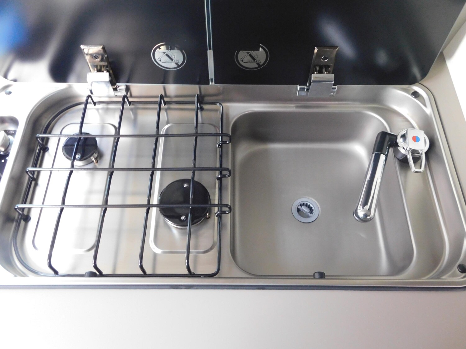 Dethleffs Globetrail 540 DR 95-Jahre-Paket + Schlafdach - Bild 15