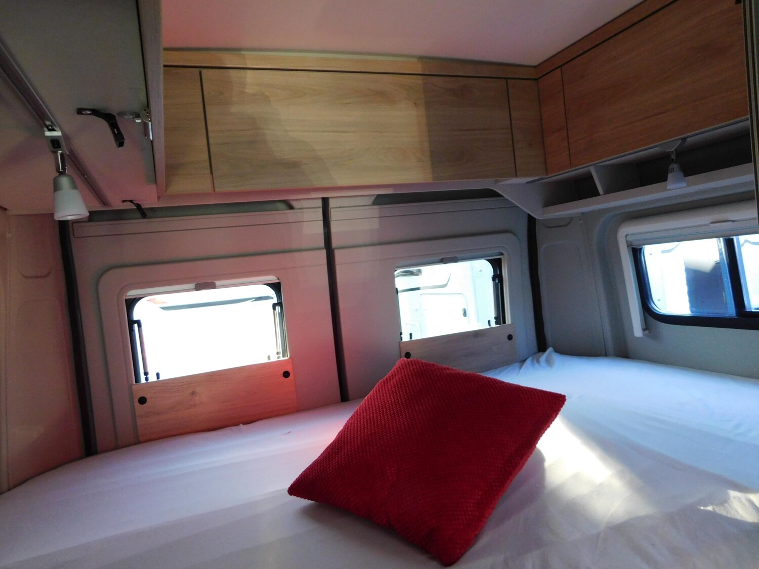 Dethleffs Globetrail 540 DR Fiat 95-Jahre-Paket + Combi6D - Bild 12