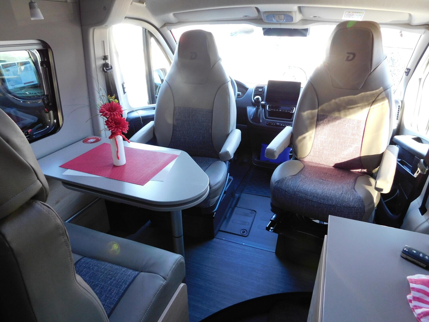 Dethleffs Globetrail 540 DR Fiat 95-Jahre-Paket + Combi6D - Bild 5