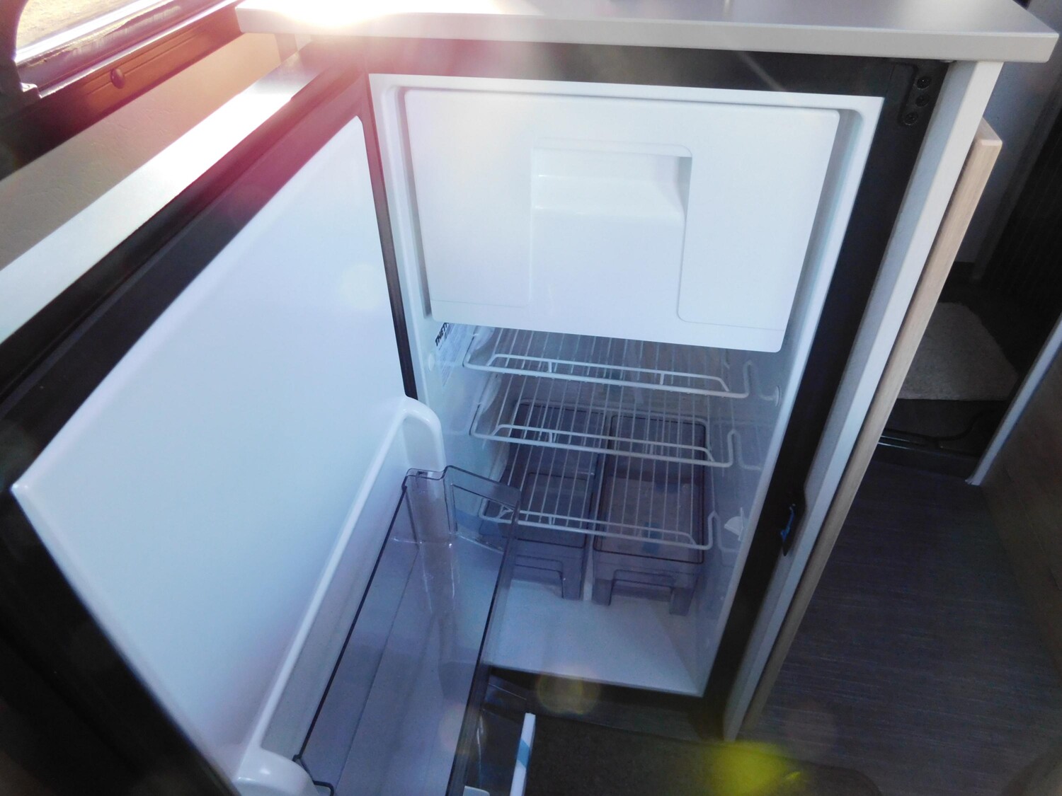 Dethleffs Globetrail 540 DR Fiat 95-Jahre-Paket + Combi6D - Bild 9