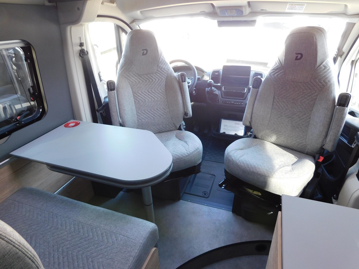 Dethleffs Globetrail 540 DR Fiat 95-Jahre-Paket+Schlafdach - Bild 7