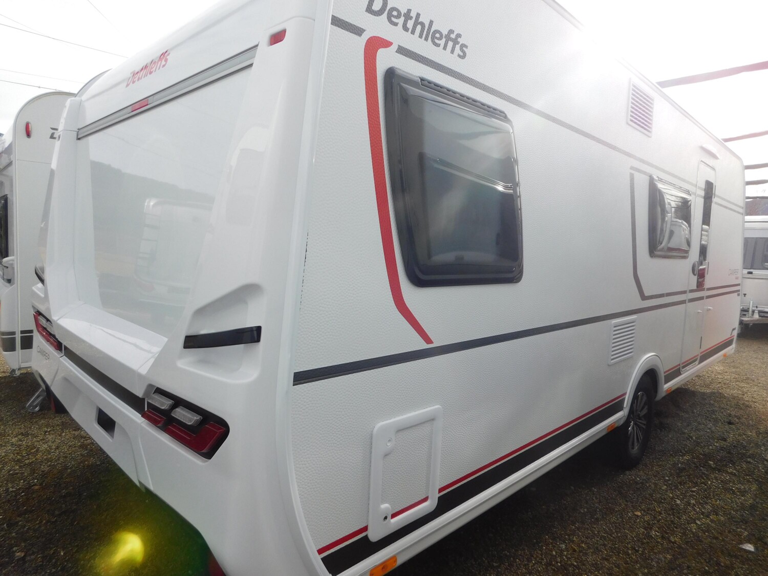 Dethleffs Camper 540 QMK Dusch-&Sicherheitspaket, 2T-Achse - Bild 4