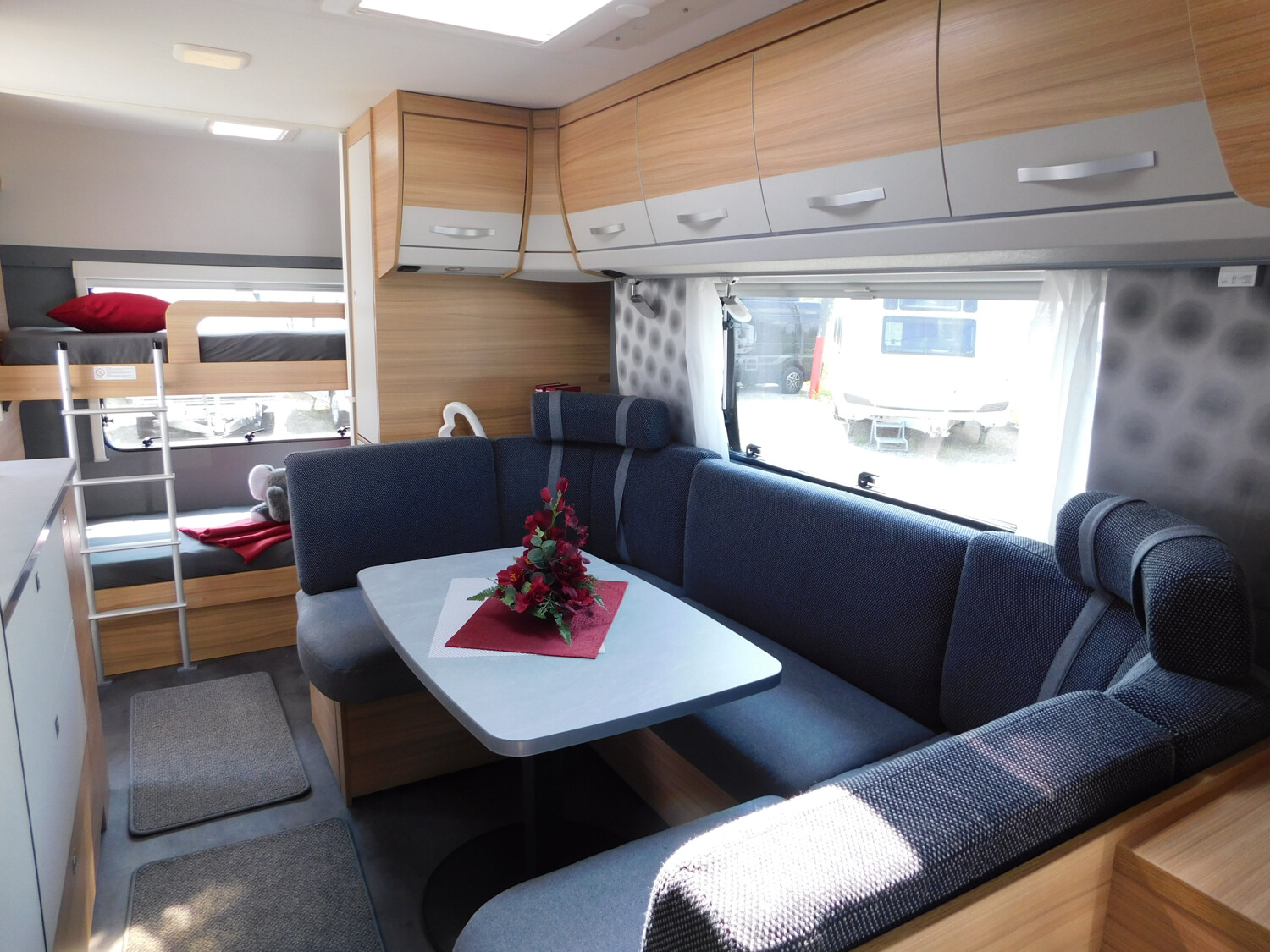 Dethleffs Camper 560 FMK Toilette alternativ, Combi 6E - Bild 18