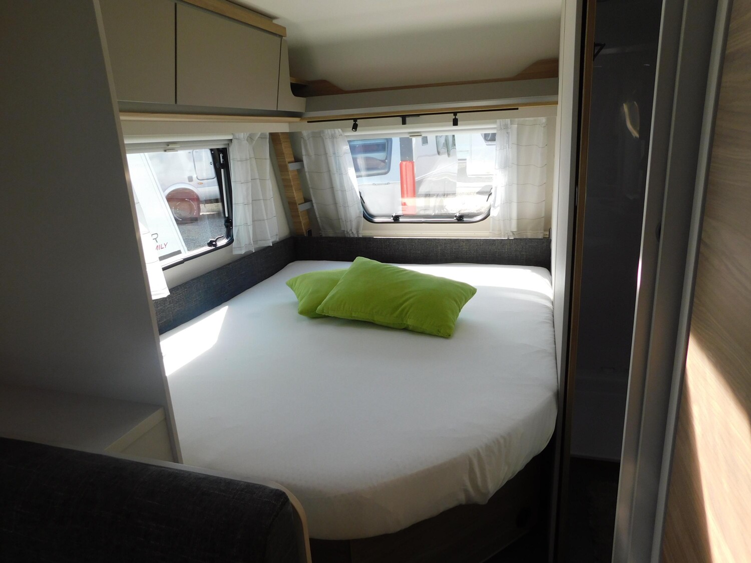 Dethleffs Nomad 560 FMK Toilette alternativ+Combi6E+ATC - Bild 6