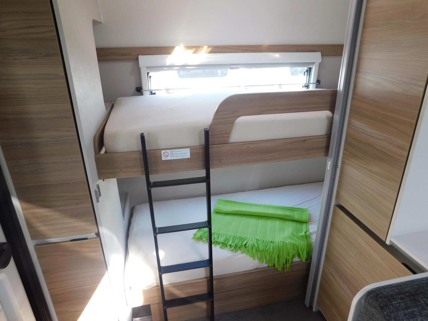 Dethleffs Nomad 560 FMK Toilette alternativ+Combi6E+ATC - Bild 8