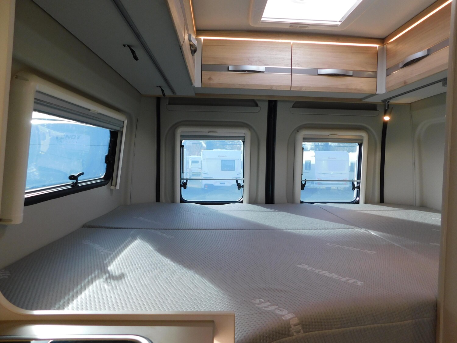 Dethleffs Globetrail 600 9G-Automatik, AHK, Navi+RFK, TV - Bild 18