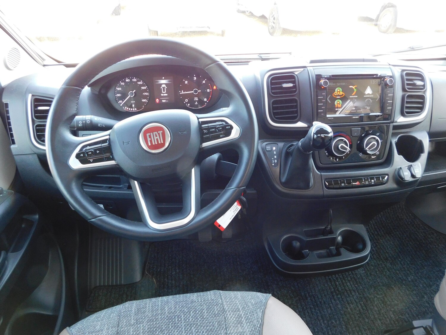 Dethleffs Globetrail 600 9G-Automatik, AHK, Navi+RFK, TV - Bild 8