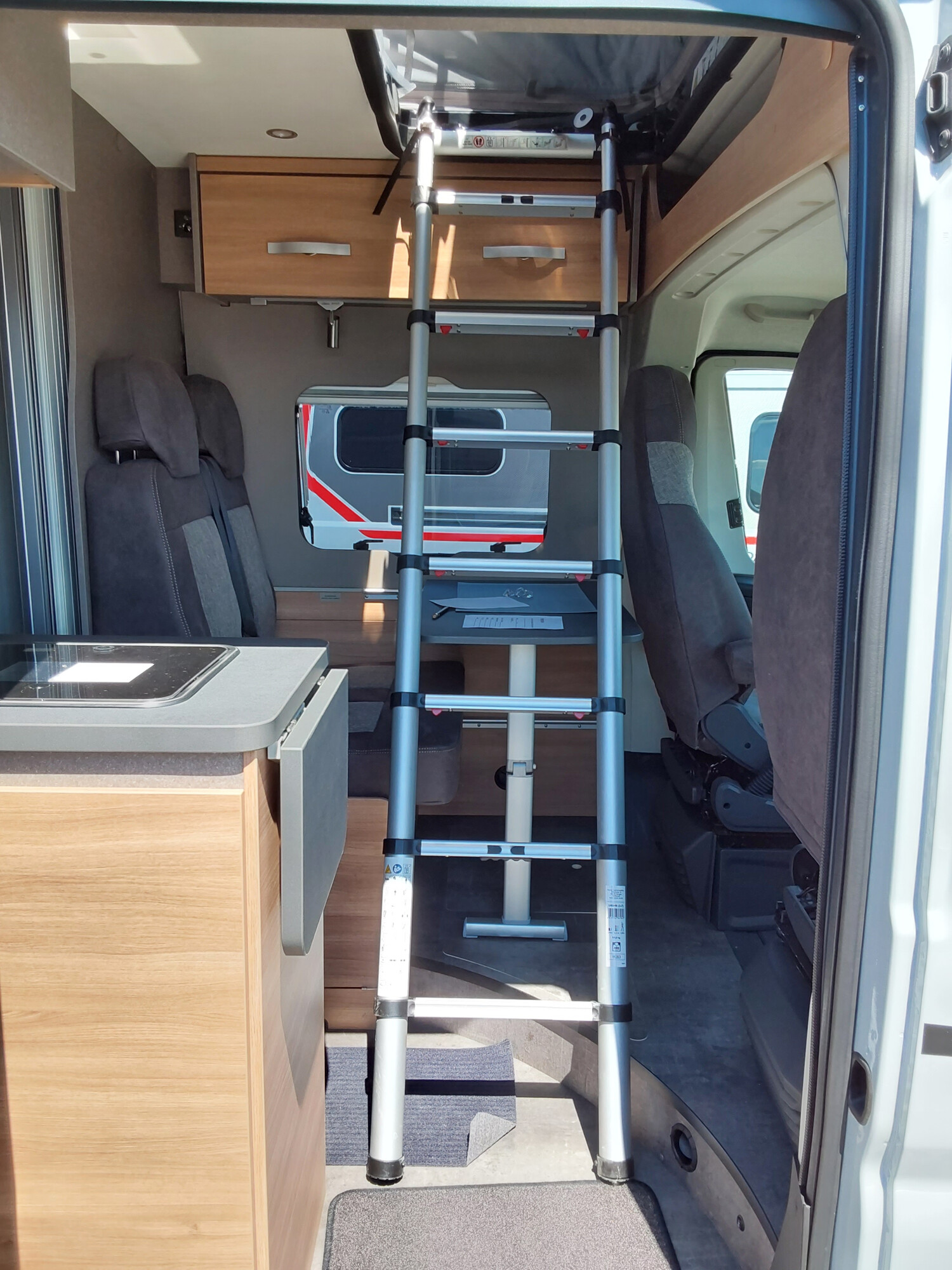 Dethleffs Globetrail Classic 600 DR Fiat mit Aufstelldach - Bild 15