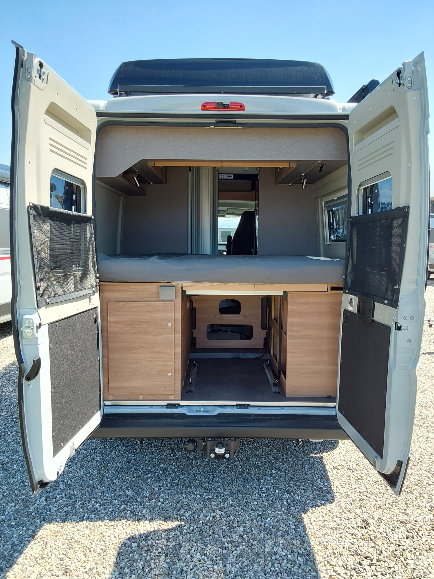 Dethleffs Globetrail Classic 600 DR Fiat mit Aufstelldach - Bild 3