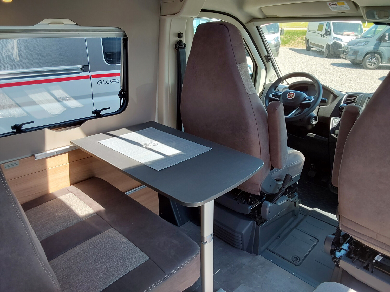 Dethleffs Globetrail Classic 600 DR Fiat mit Aufstelldach - Bild 8