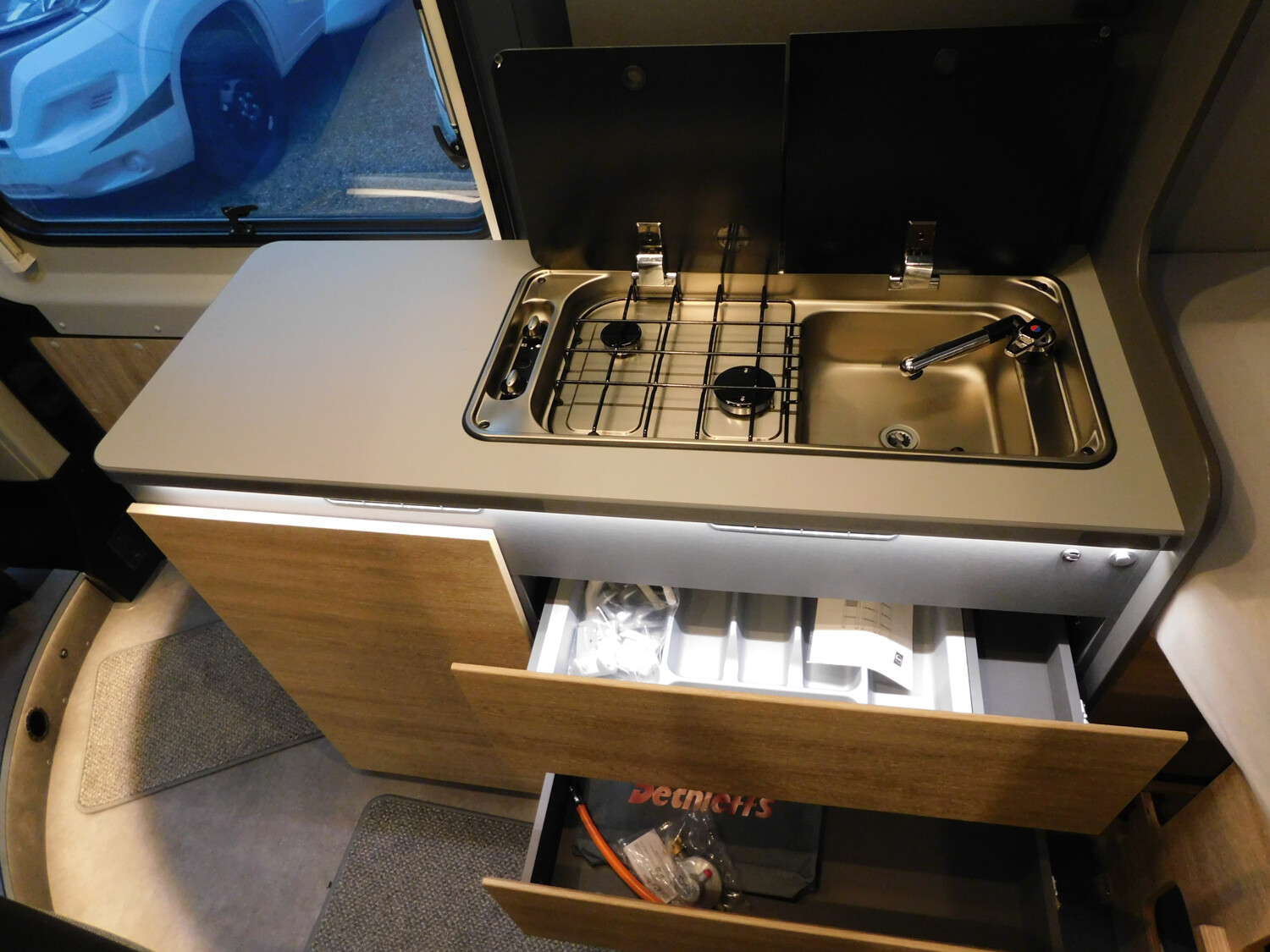 Dethleffs Globetrail 600 DS Combi 6D, AWT iso+beheizt - Bild 11