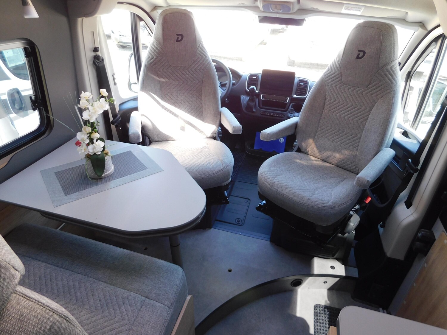 Dethleffs Globetrail 600 DS Combi6D+Schlafdach+Alle Pakete - Bild 6