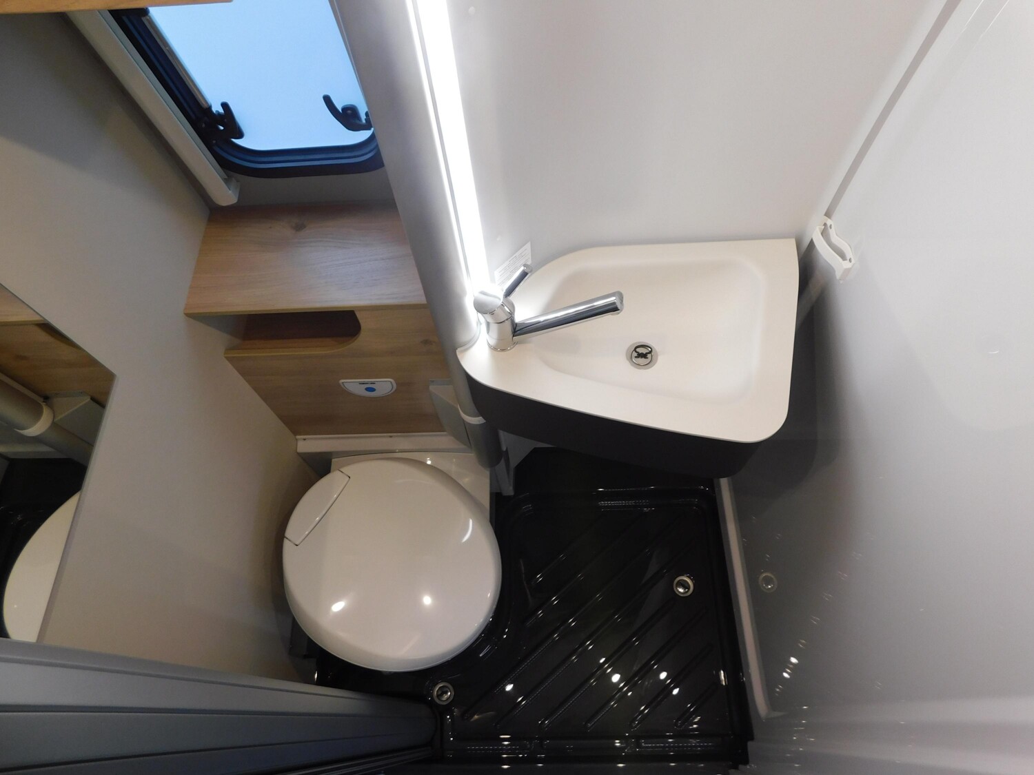 Dethleffs Globetrail 600 DS Verfügbar ab November 2026 - Bild 19