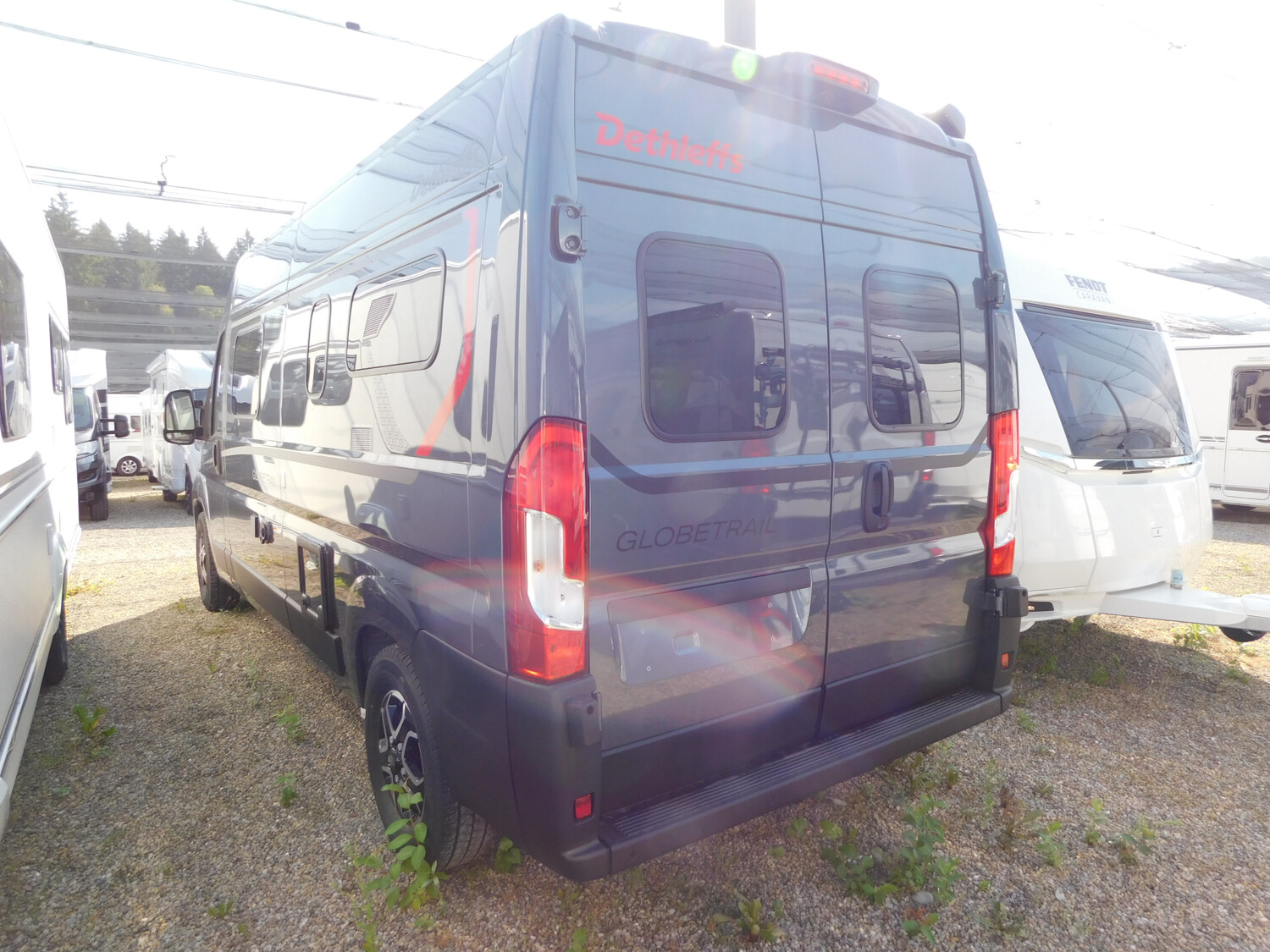 Dethleffs Globetrail 600 DS Ohne Aufstelldach, Combi 6DE - Bild 5