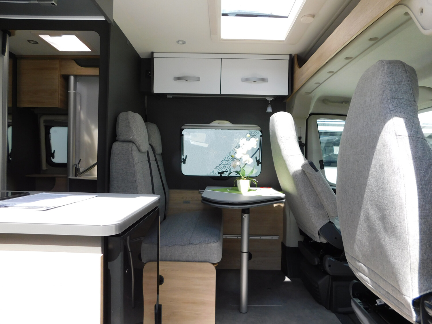 Dethleffs Globetrail 600 DS Ohne Aufstelldach, Combi 6DE - Bild 5