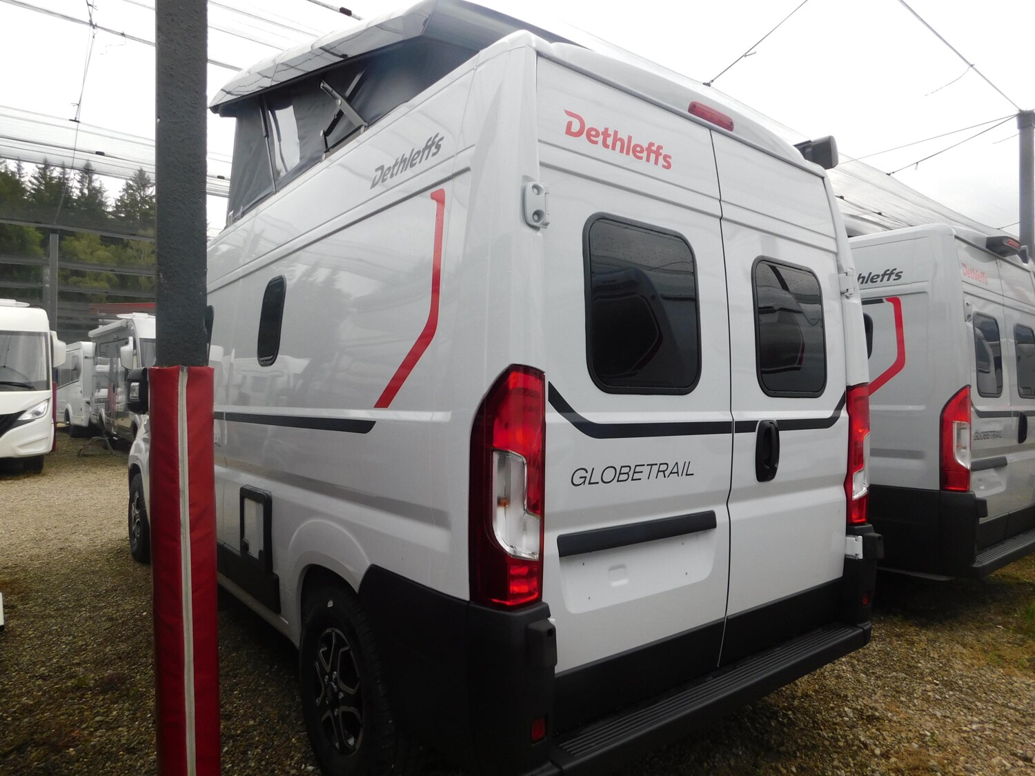 Dethleffs Globetrail Active 600 DS Automatik+Schlafdach - Bild 4