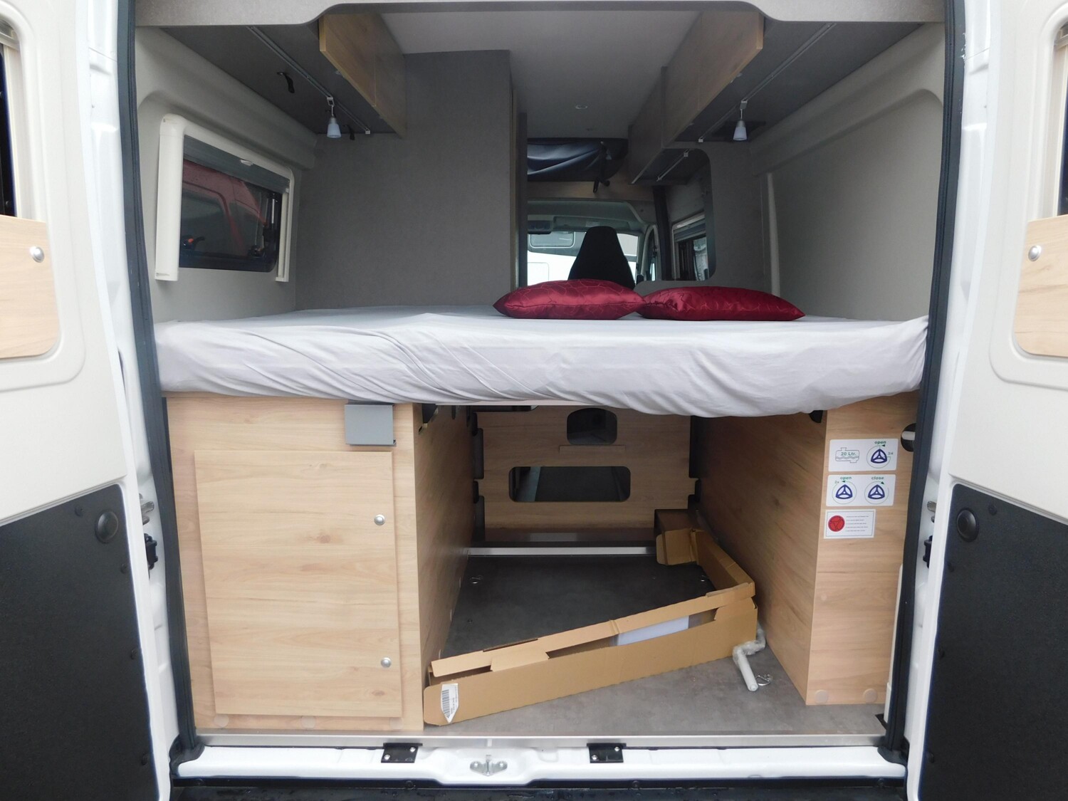 Dethleffs Globetrail Active 600 DS Automatik+Schlafdach - Bild 5