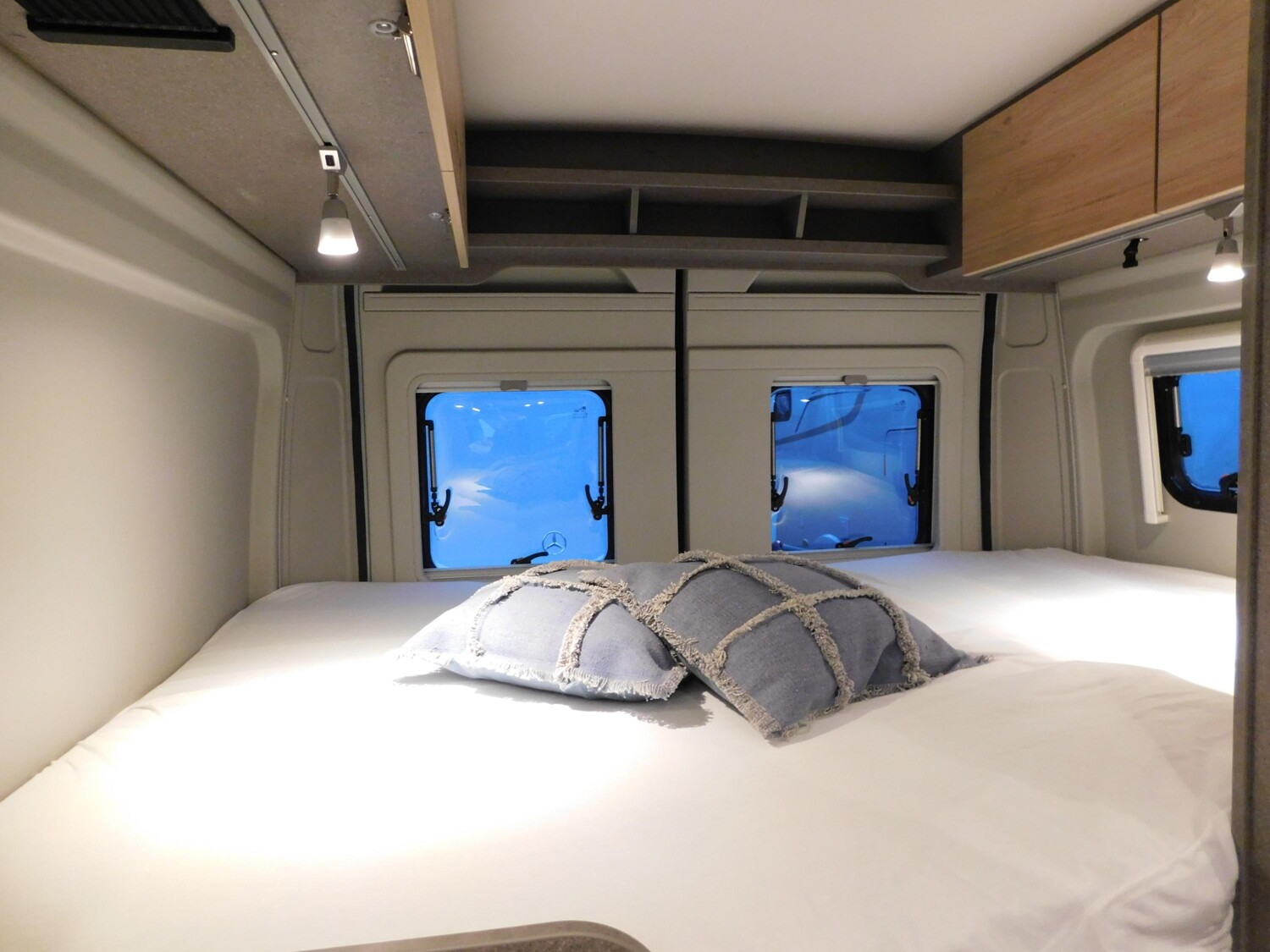 Dethleffs Globetrail Active 600 DS mit Schlafdach - Bild 13