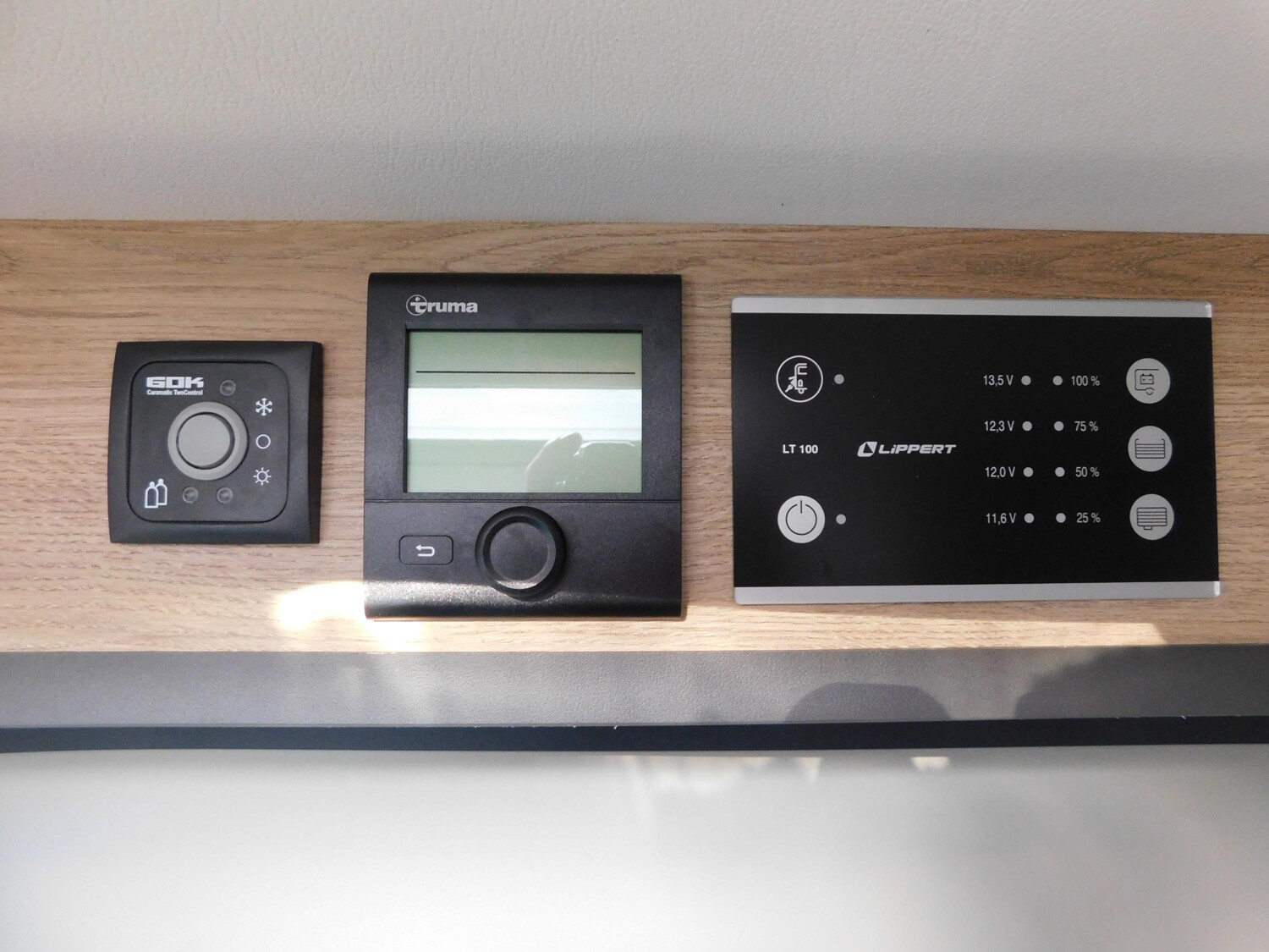 Dethleffs Globetrail 75K 600 DS 8G-Automatik, Combi 6DE - Bild 14