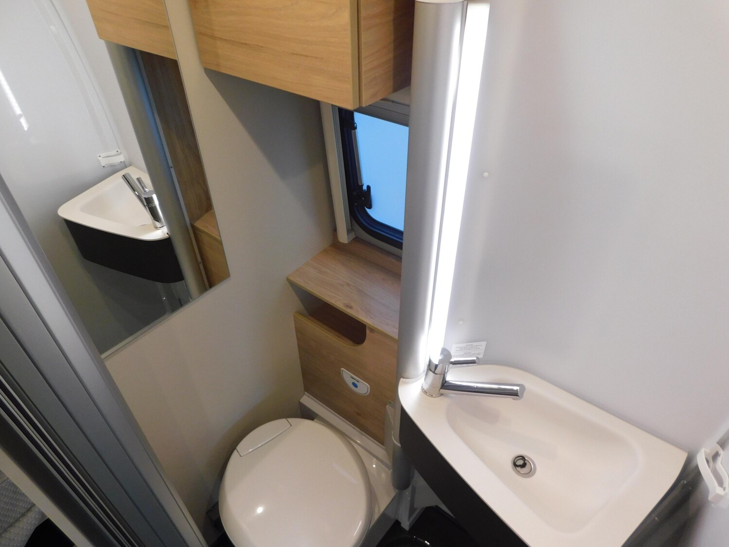 Dethleffs Globetrail 600 DS Fiat Verfügbar ab November 2025 - Dethleffs Reisemobil 2025 - Bild 18 Dethleffs Globetrail 600 DS Fiat Verfügbar ab November 2025 - Bild 18