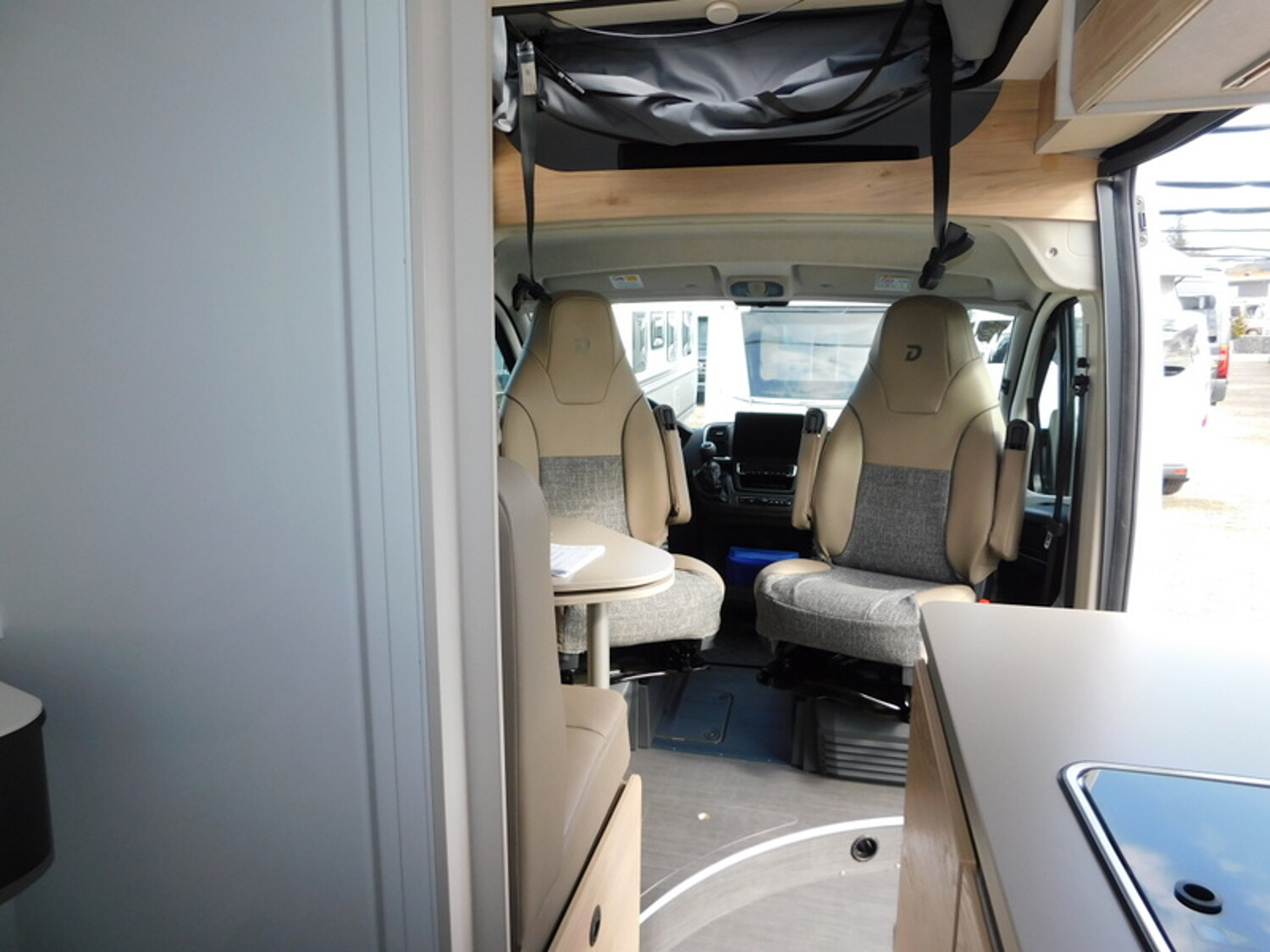 Dethleffs Globetrail 600 DS Fiat Digital-Pkt, Aufstelldach - Bild 13