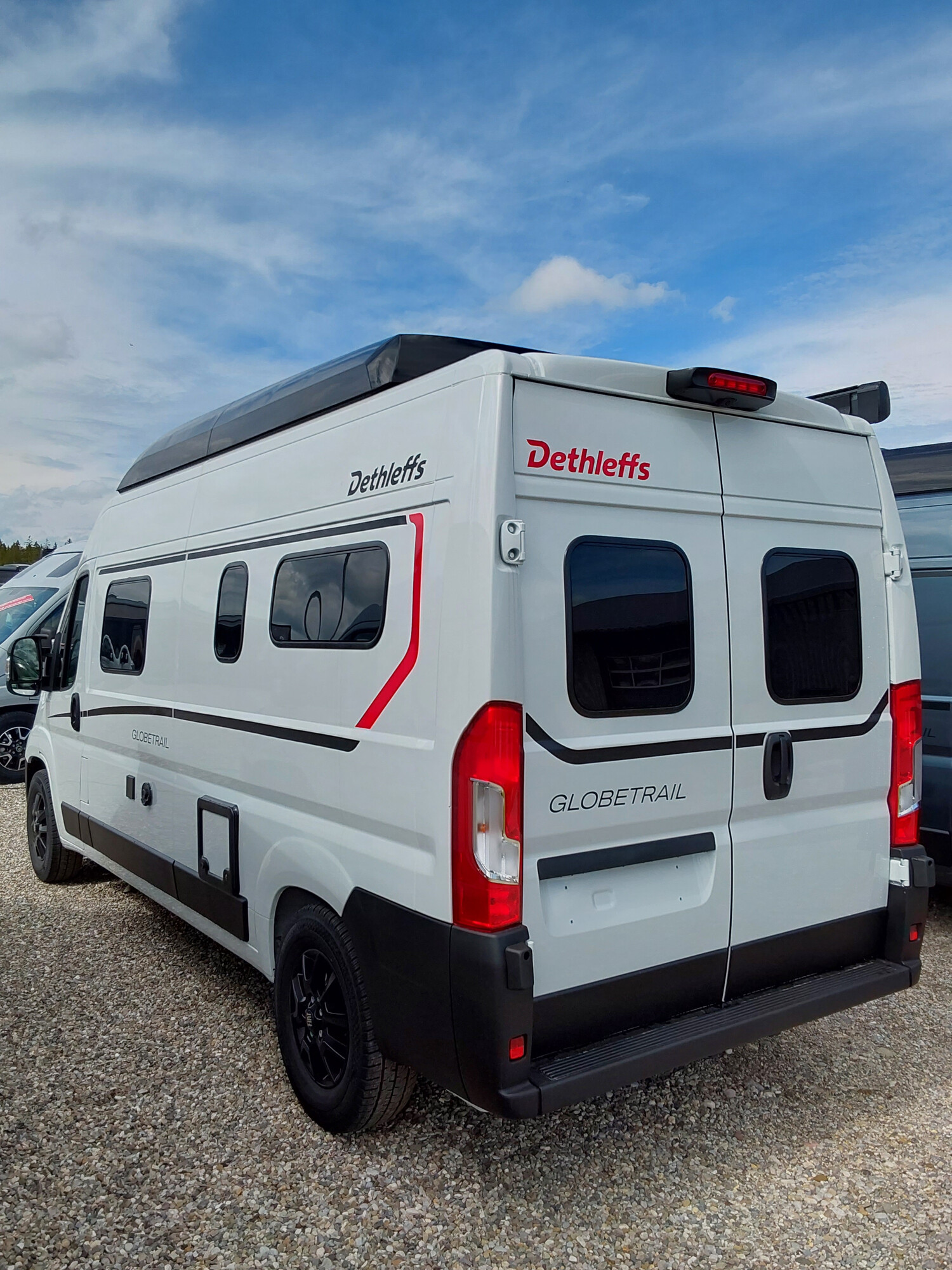 Dethleffs Globetrail 600 DS Fiat Digital-Pkt, Aufstelldach - Bild 2