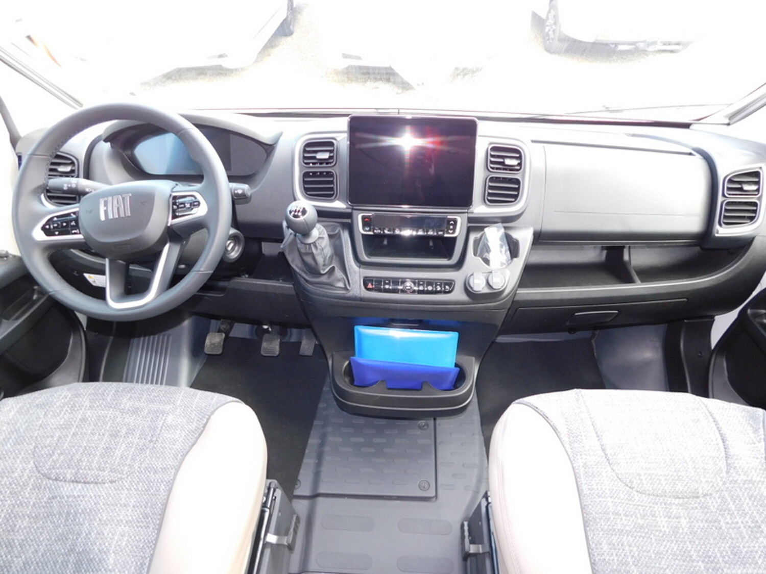 Dethleffs Globetrail 600 DS Fiat Digital-Pkt, Aufstelldach - Bild 3