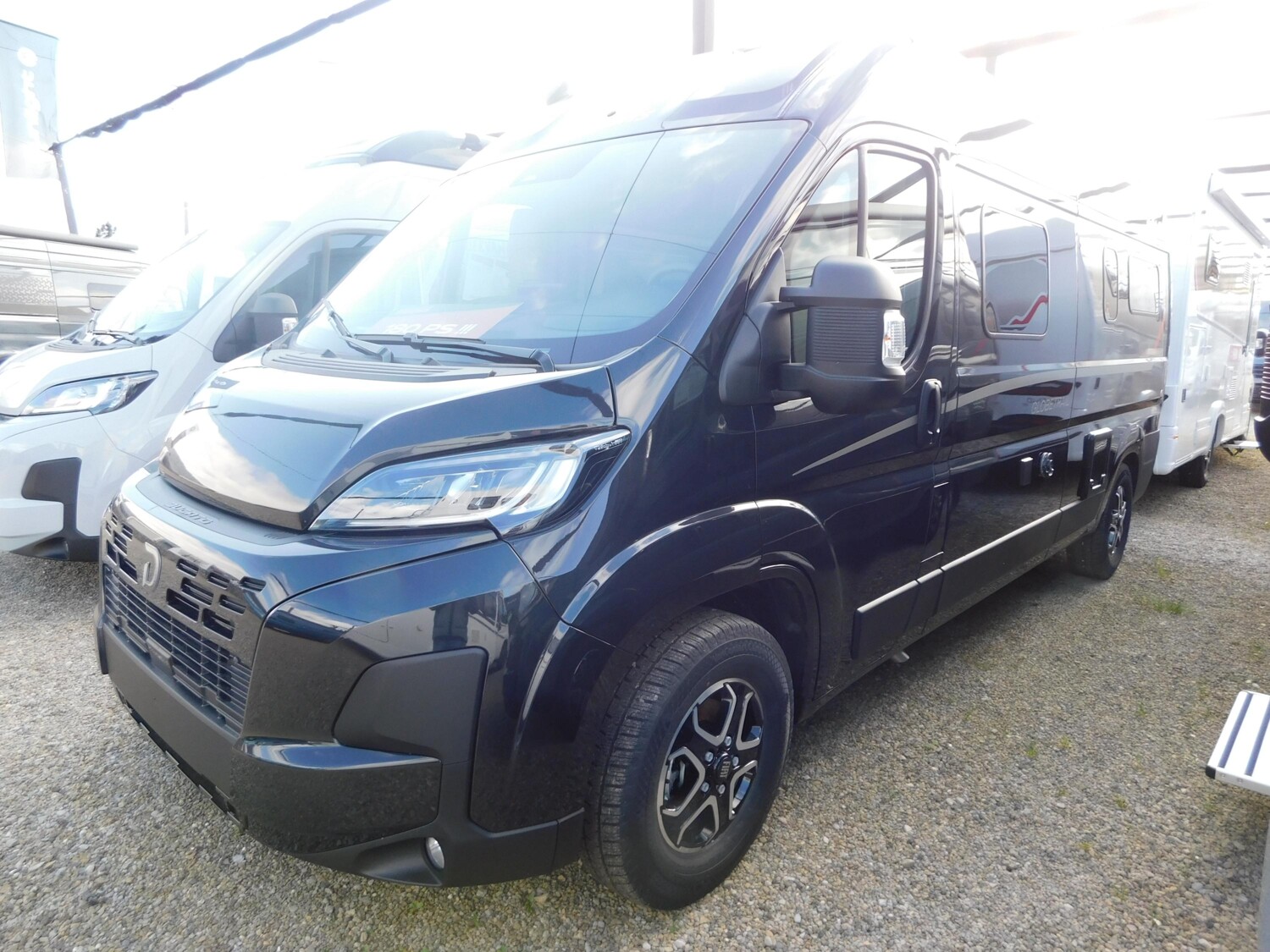 Dethleffs Globetrail 600 DS Fiat Combi6DE + Chassis-Paket