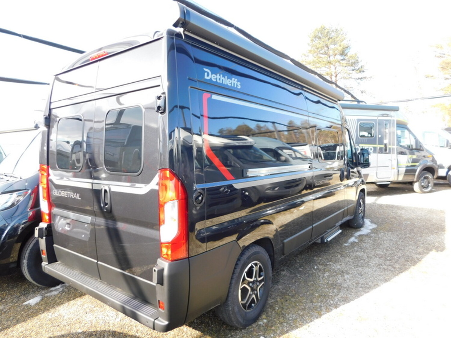 Dethleffs Globetrail 600 ER Fiat 8G-Automatik,Aufstelldach - Bild 3
