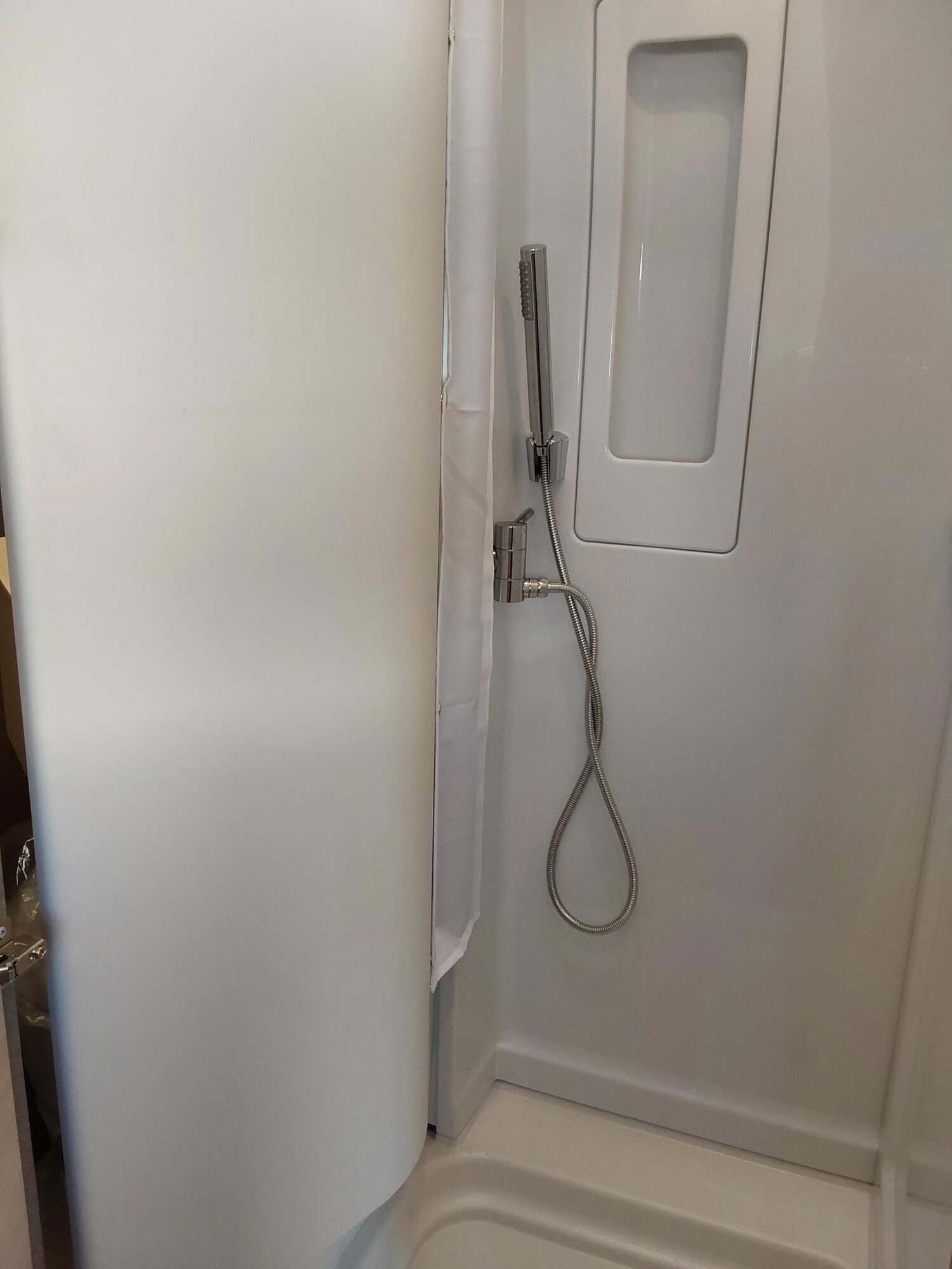 Dethleffs Globetrail Active 600 KS 8G-Autom. + Zuziehhilfe - Bild 12