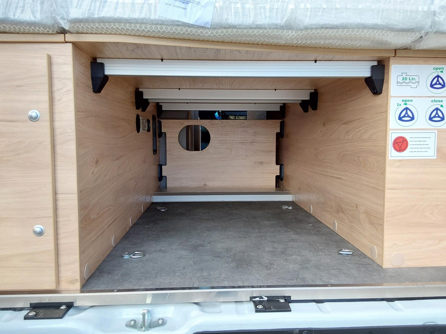 Dethleffs Globetrail Active 600 KS 8G-Autom. + Zuziehhilfe - Bild 7