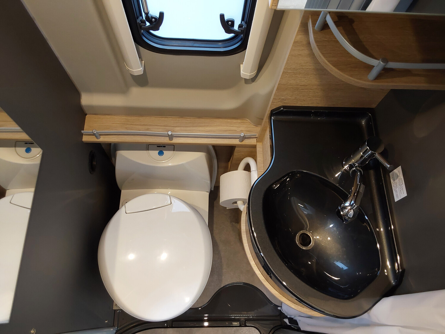 Dethleffs Globetrail 640 ER Fiat - Bild 13