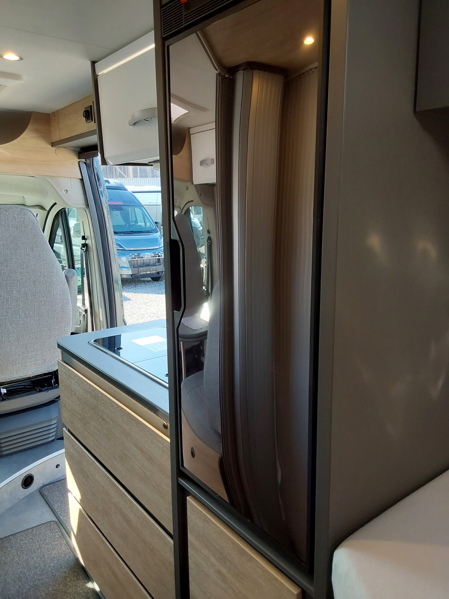 Dethleffs Globetrail 640 ER Fiat - Bild 8