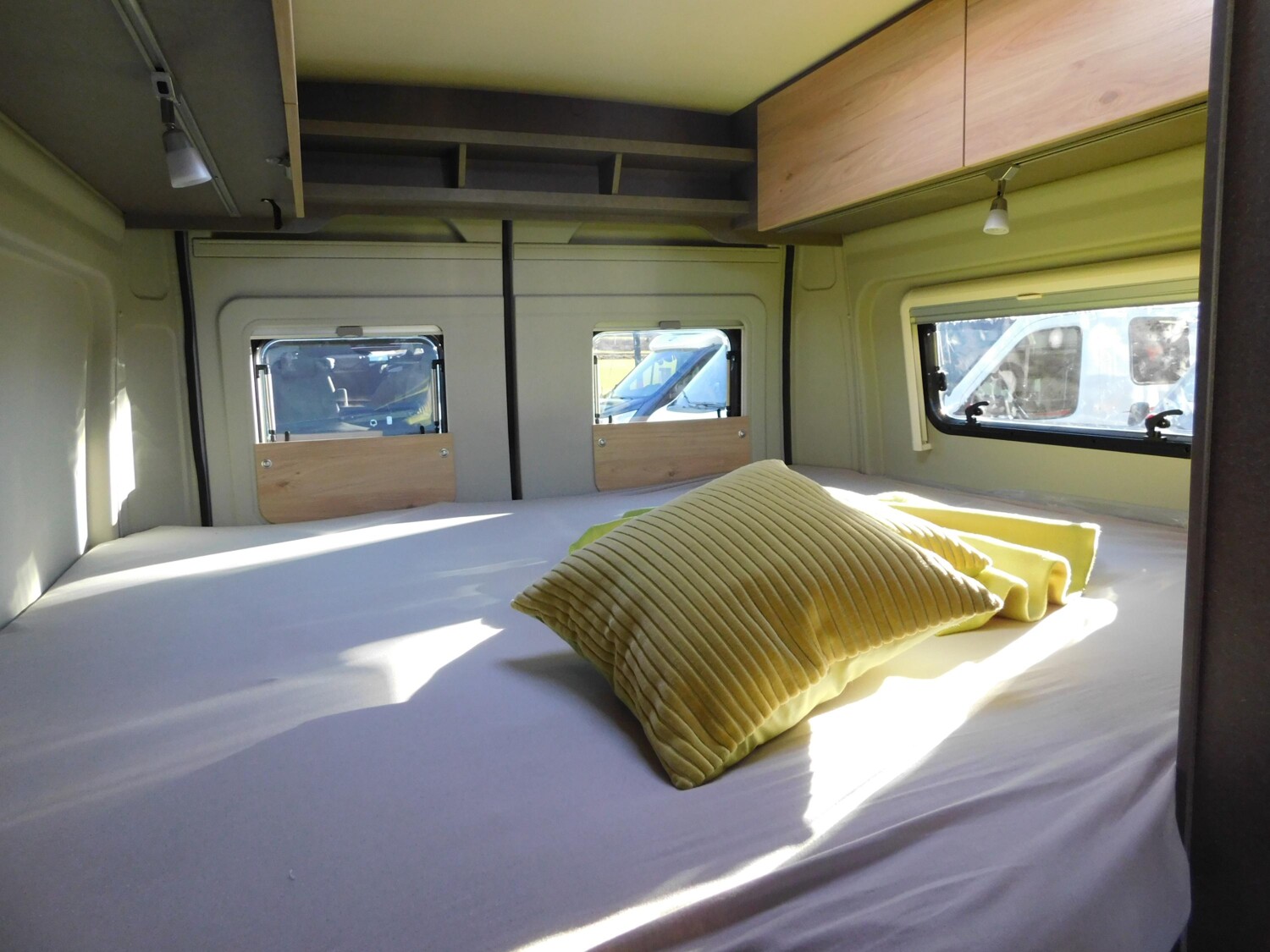 Dethleffs Globetrail Active 640 ES Combi4E + 180/Automatik - Bild 11