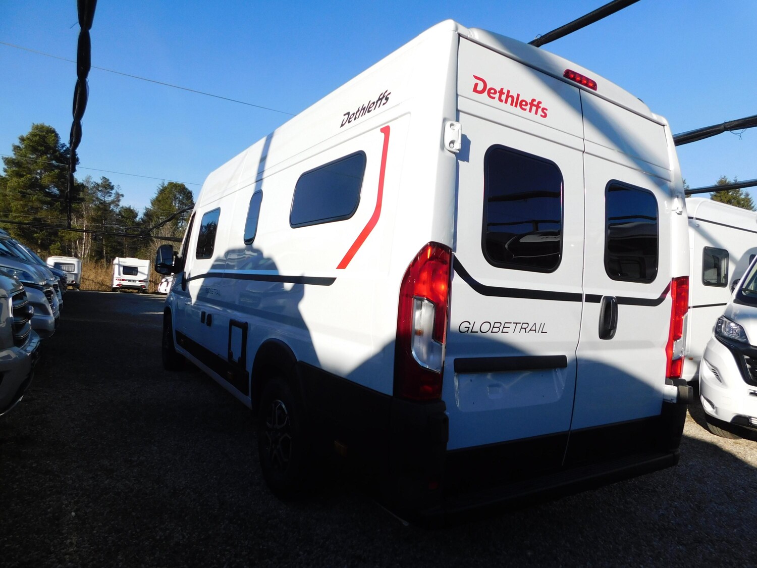 Dethleffs Globetrail Active 640 ES Combi4E + 180/Automatik - Bild 4