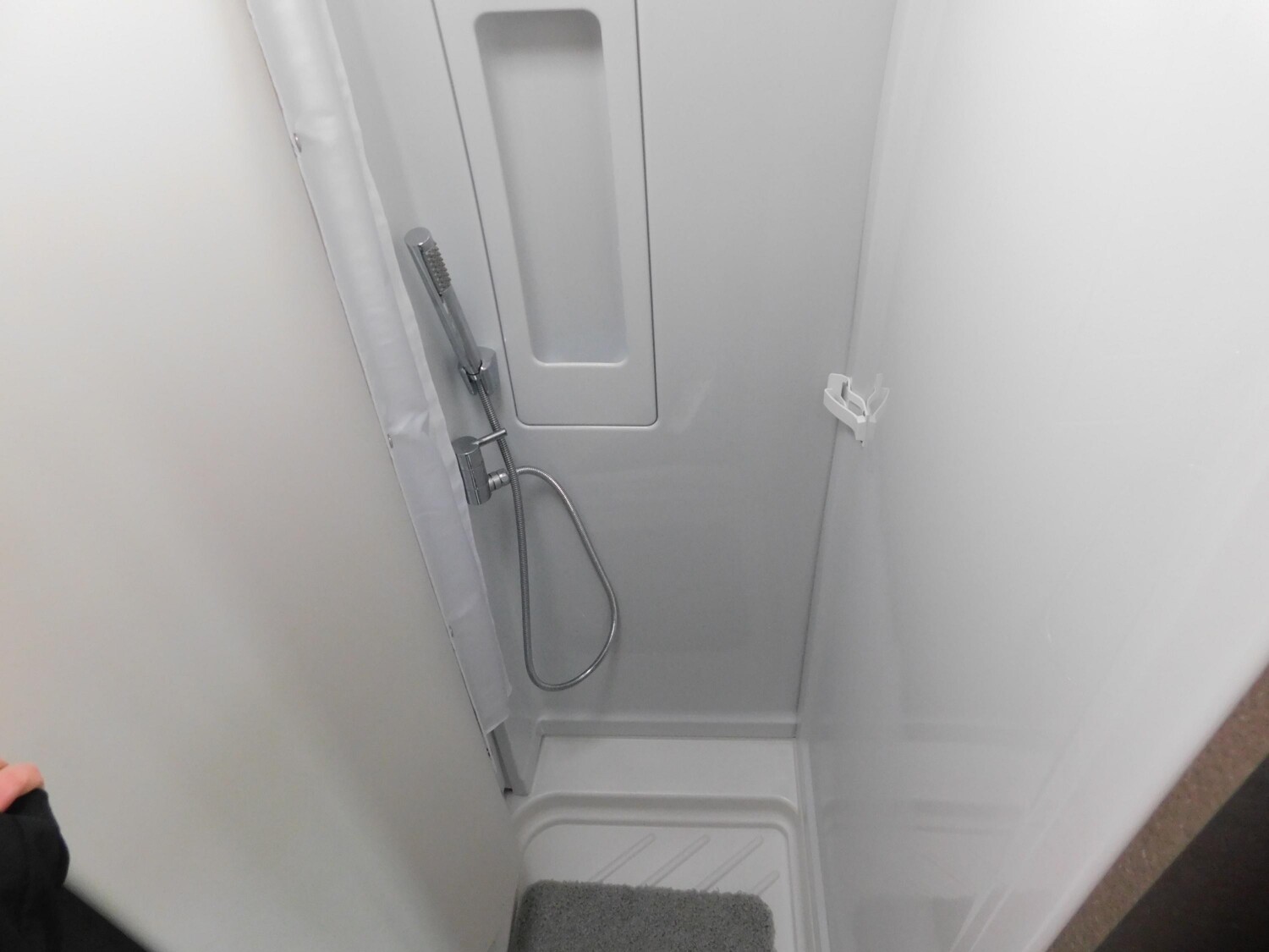 Dethleffs Globetrail Active 640 ES Navi+Kamera+Markise+AHK - Bild 16