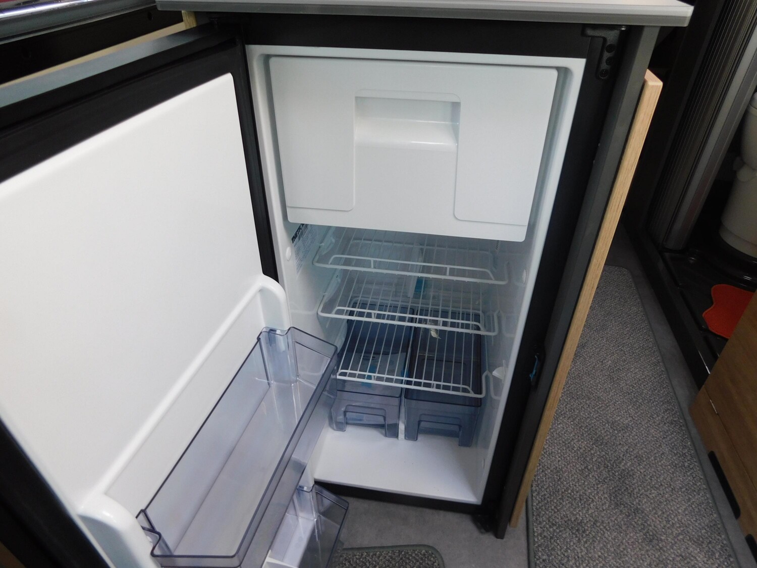 Dethleffs Globetrail 75K 640 ES 8G-Automatik, Combi 6DE - Bild 14